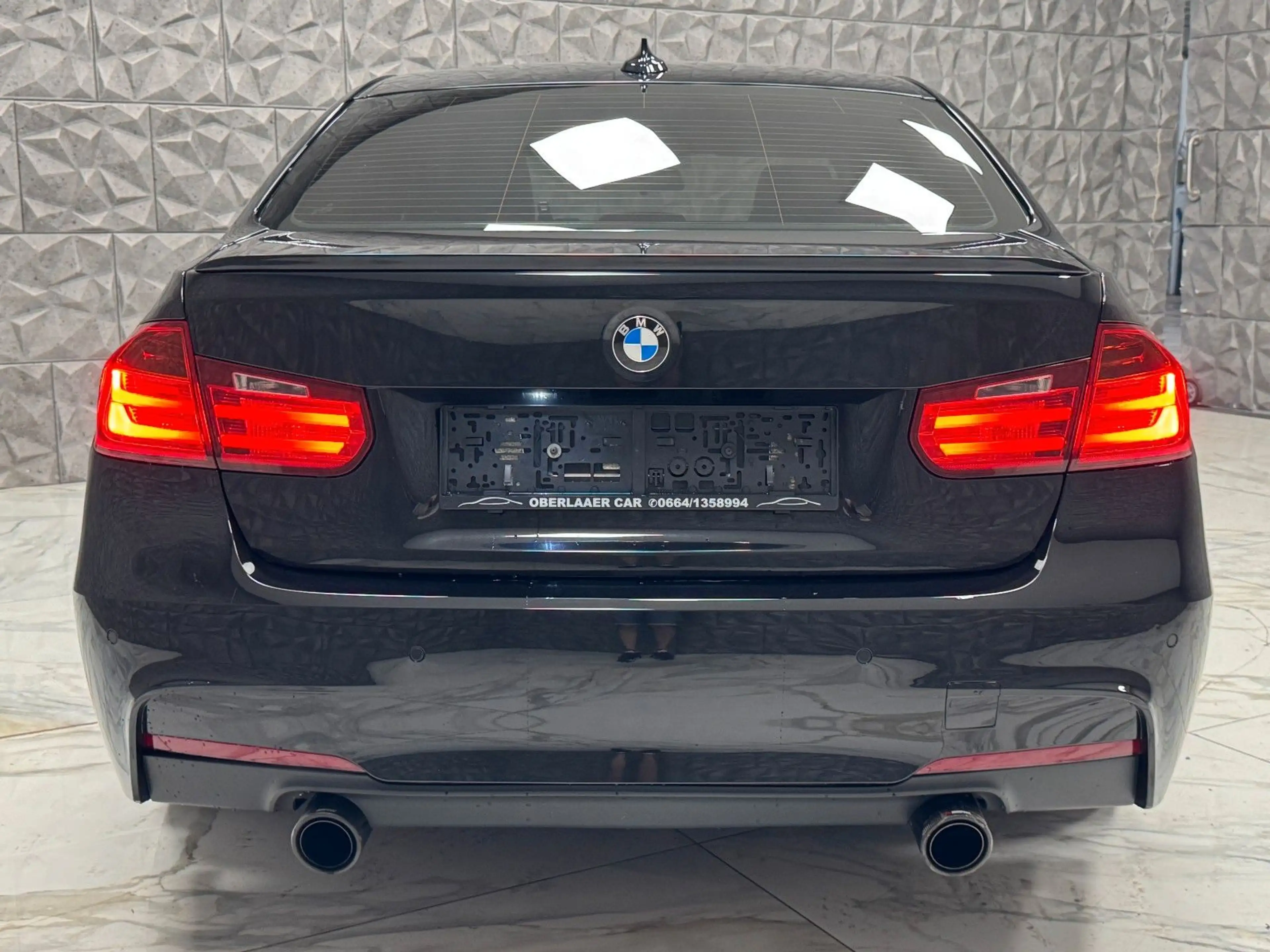 BMW 335 i M-Paket Akrapovic — photo 8