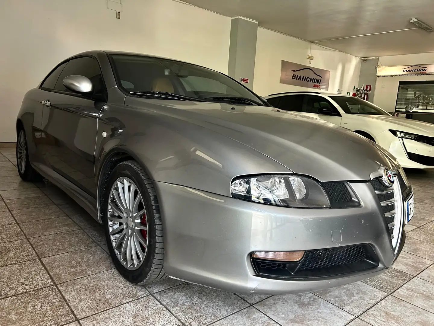 Alfa Romeo GT 3.2 V6 24v Luxury Gris - 2