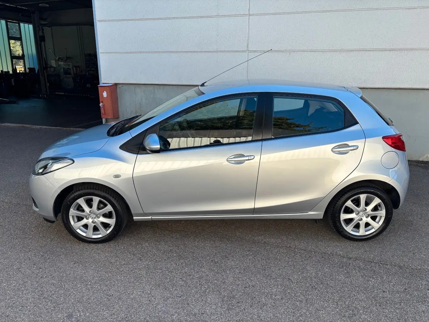 Mazda 2 1.3 55kW Independence 5-Türer Argent - 2