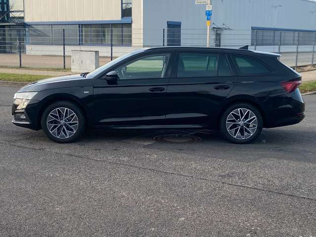 Skoda Octavia Combi Tour*1.Hand*Autom.*Navi*PDC*