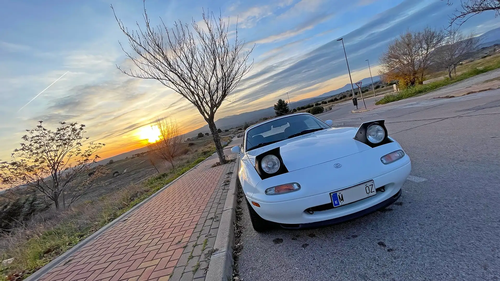 Mazda MX-5 MX-5 LSD White - 1