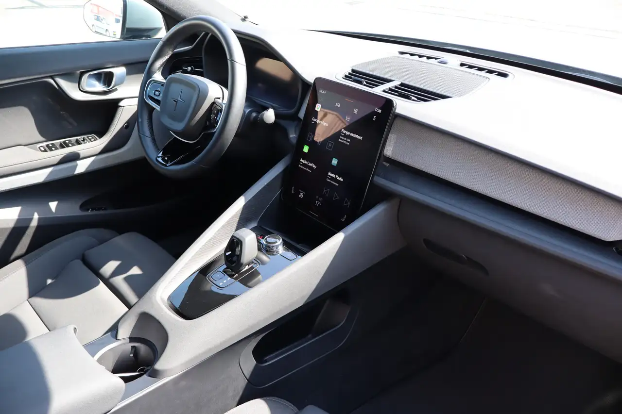 Polestar 2 2023