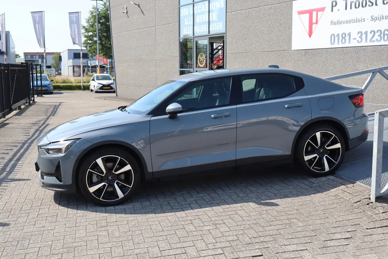 Polestar 2 2023
