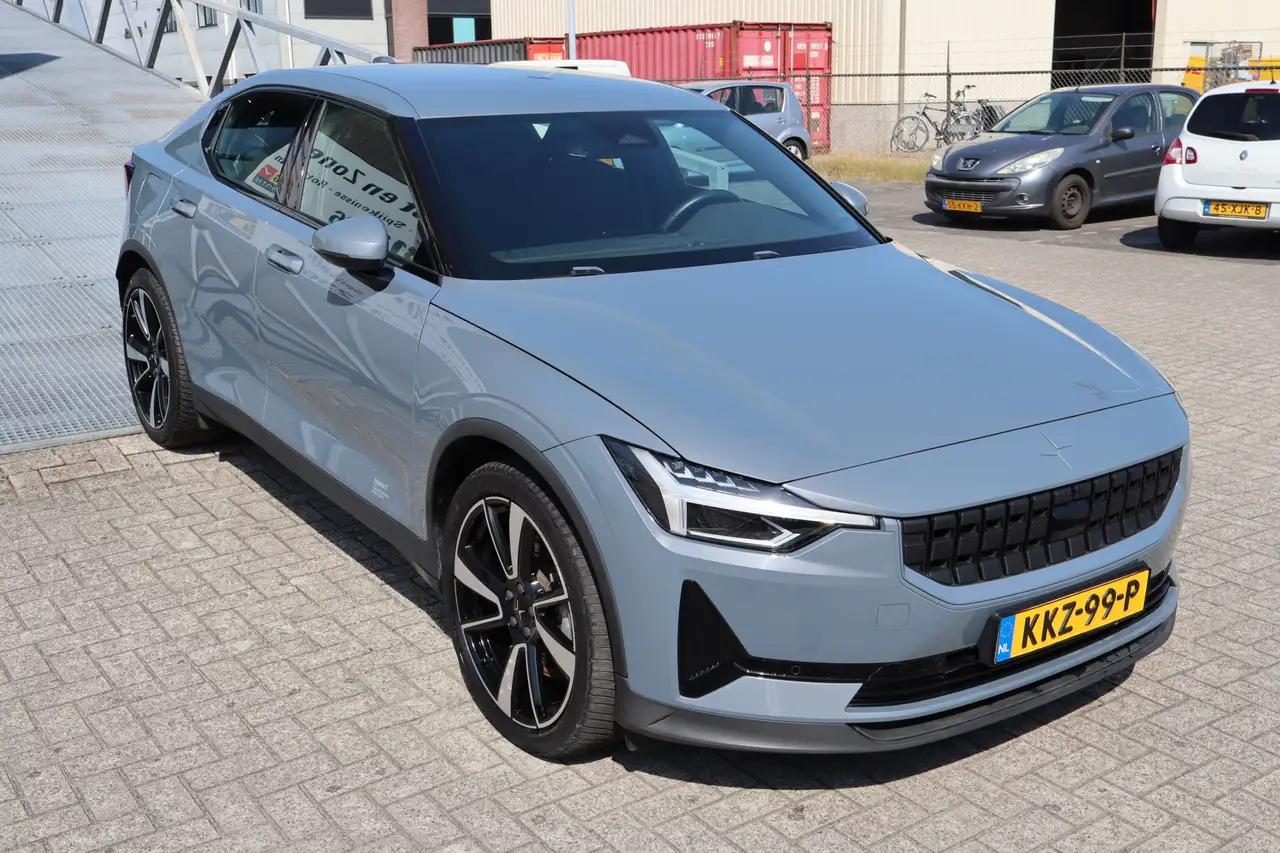 Polestar 2 2023