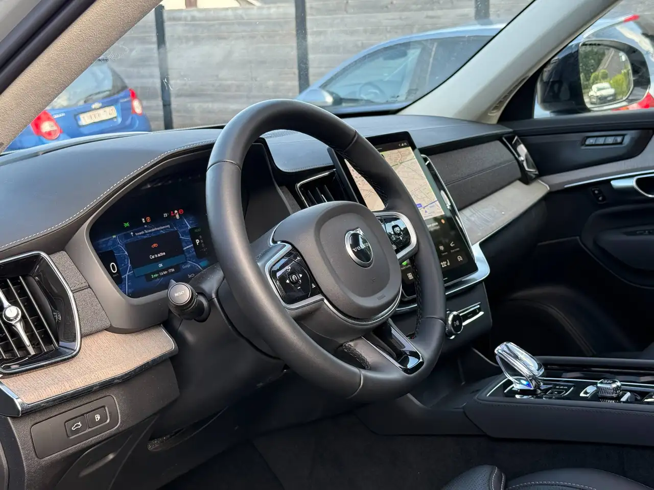 Volvo XC90 T8 DARK Inscription 7pl. *HUD*Pano*360*SeatCool*H&K*, миниатюра 19