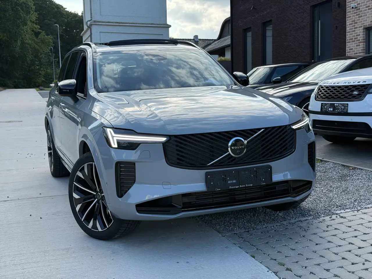 Volvo XC90 T8 DARK Inscription 7pl. *HUD*Pano*360*SeatCool*H&K*