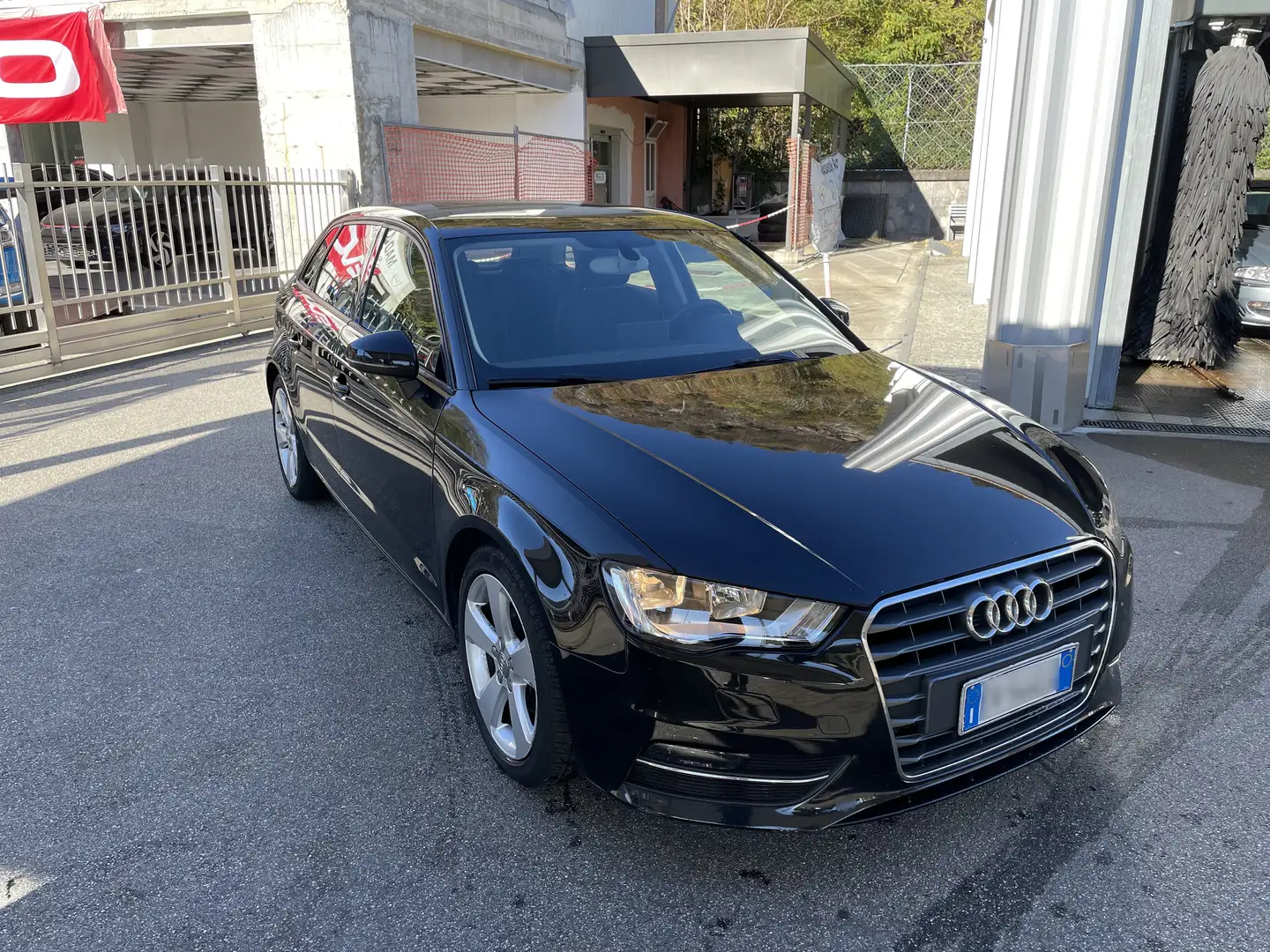 Audi A3 A3 III 2014 Sportback 1.6 tdi Ambition s-tronic Nero - 2
