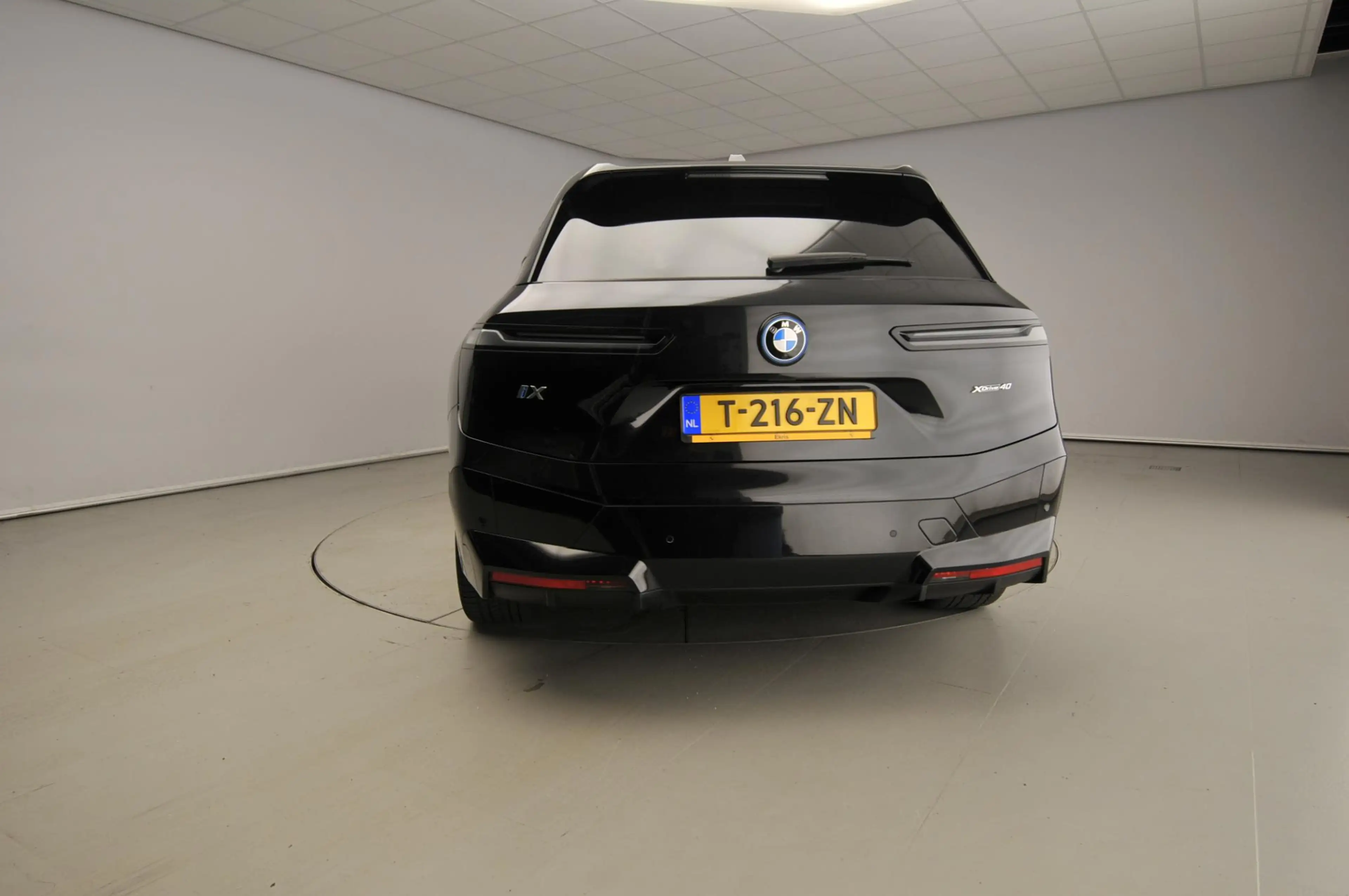 BMW iX xDrive40 | Sportpakket | Laserlicht | Navigatie | — photo 3
