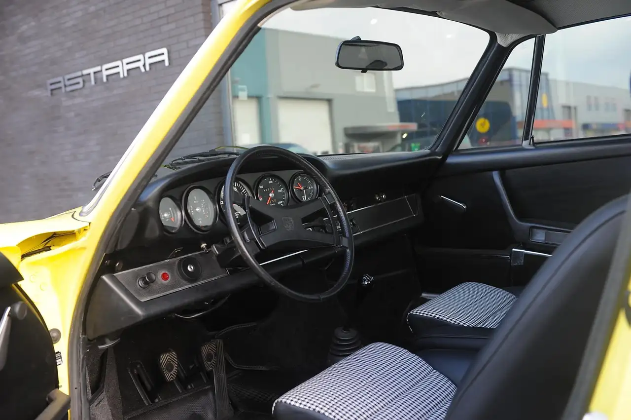 Porsche 911E 2.4 MFI coupe, foto 6