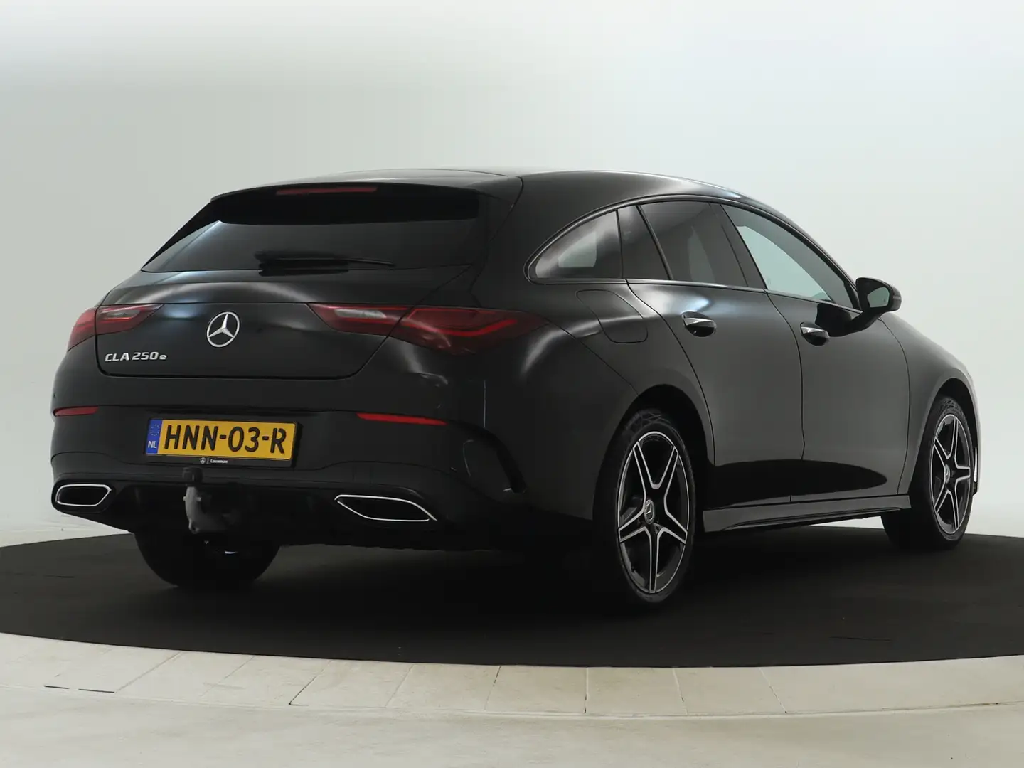 Mercedes-Benz CLA 250 Shooting Brake e AMG Plug-In Hybride | 5 spaaks li Nero - 2