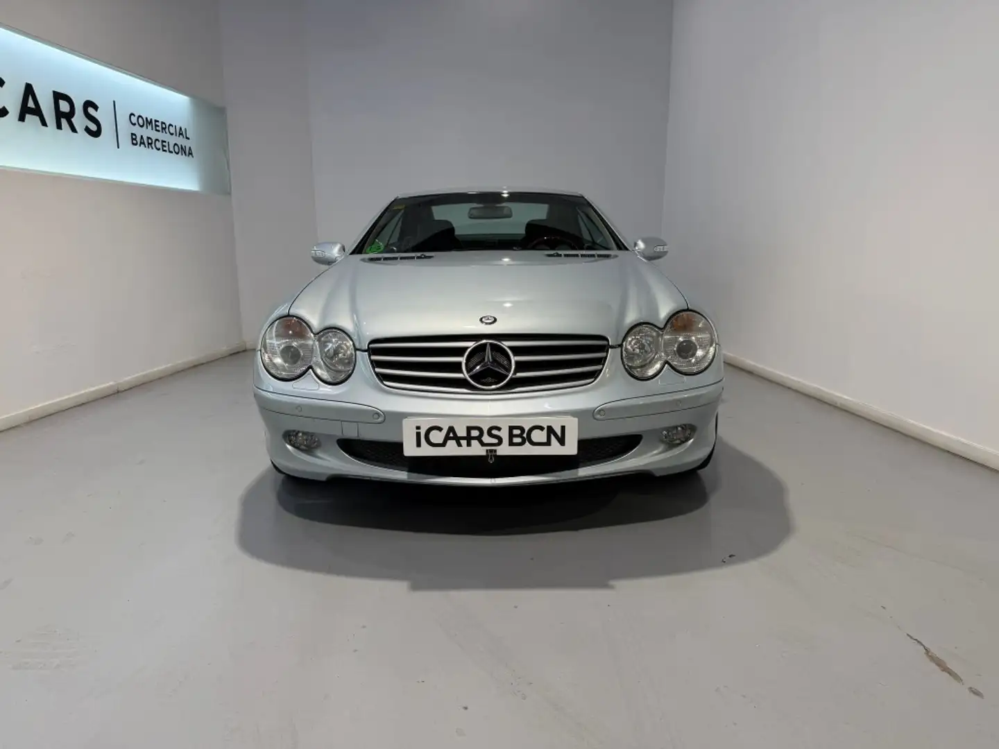 Mercedes-Benz SL 500 Aut. Plateado - 2