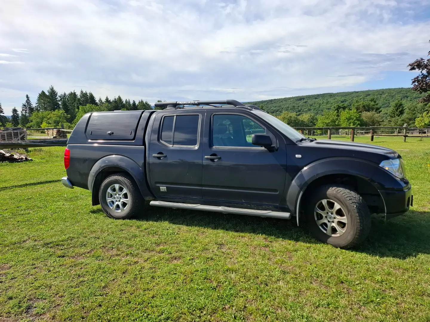 Nissan Navara D40 Negro - 1