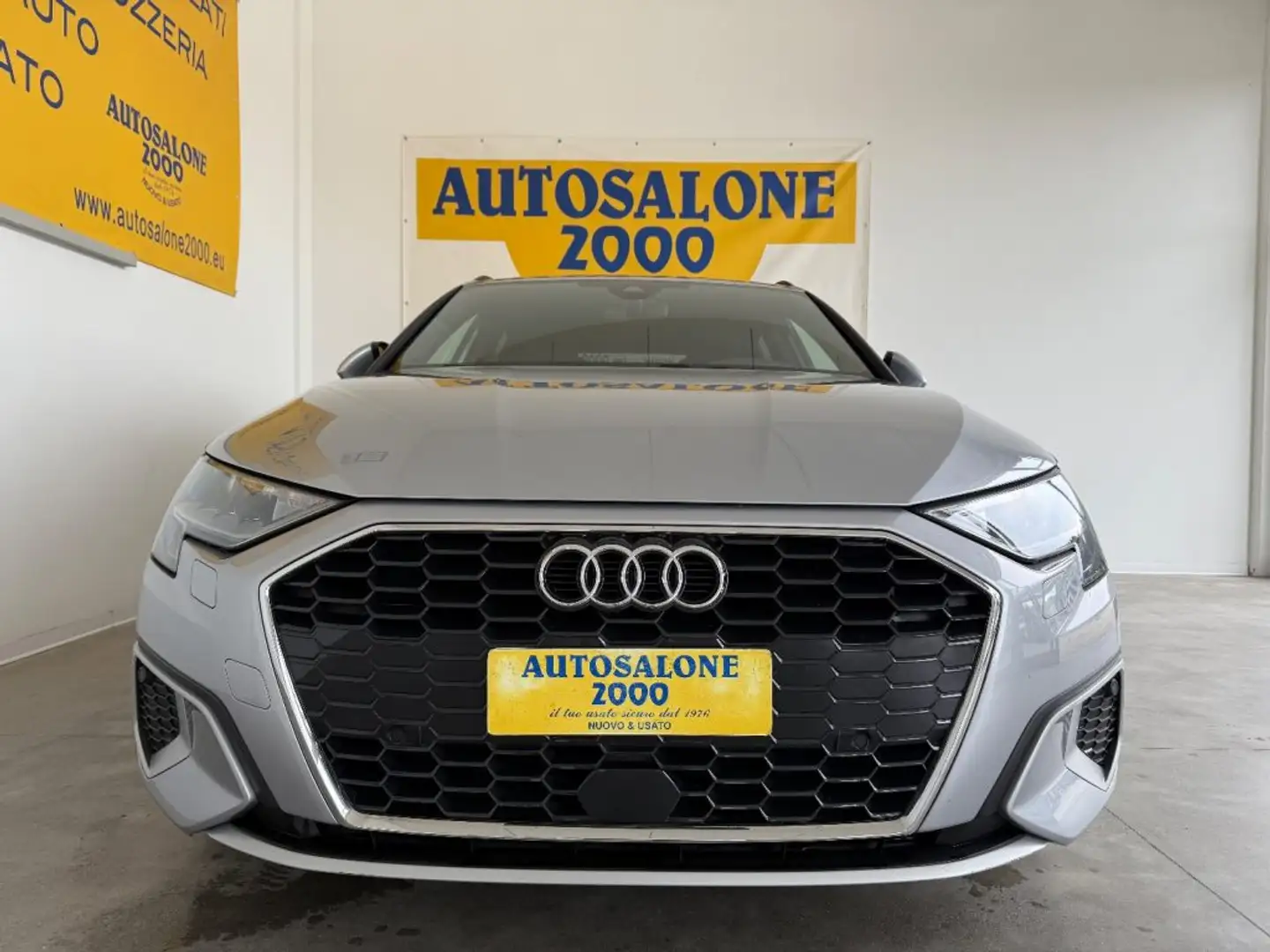 Audi A3 SPB 30 TFSI S tronic mhev Business Adv. P. REALE Silber - 2