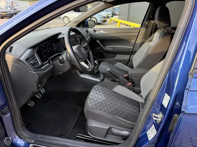 Volkswagen Polo view 10