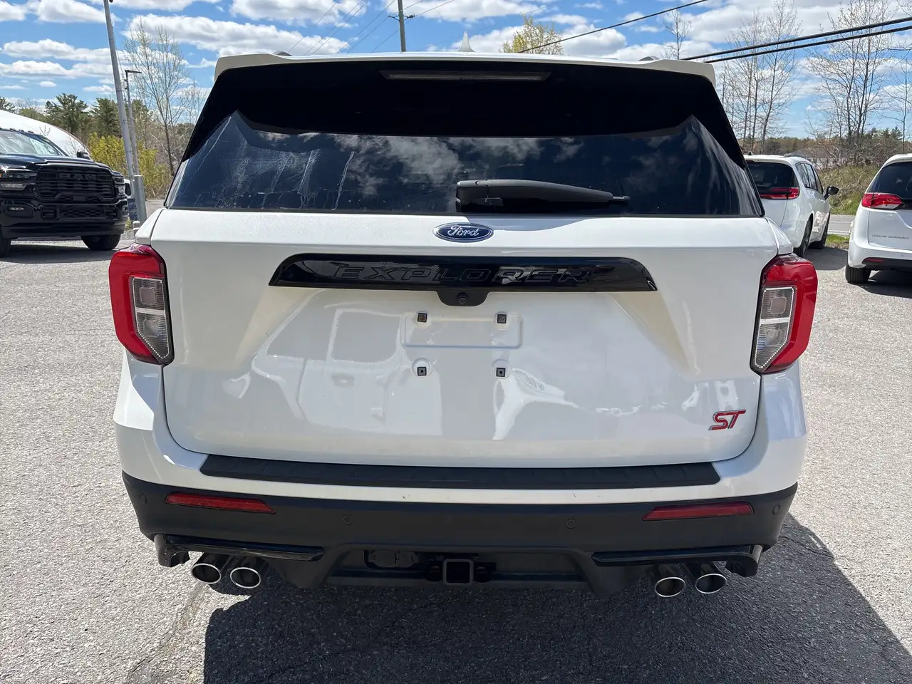 Ford Explorer снимка Ford Explorer