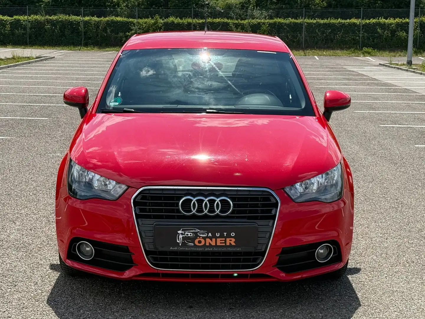 Audi A1 Sportback Navi Teilleder S-Tronic 5-Türig Rot - 1