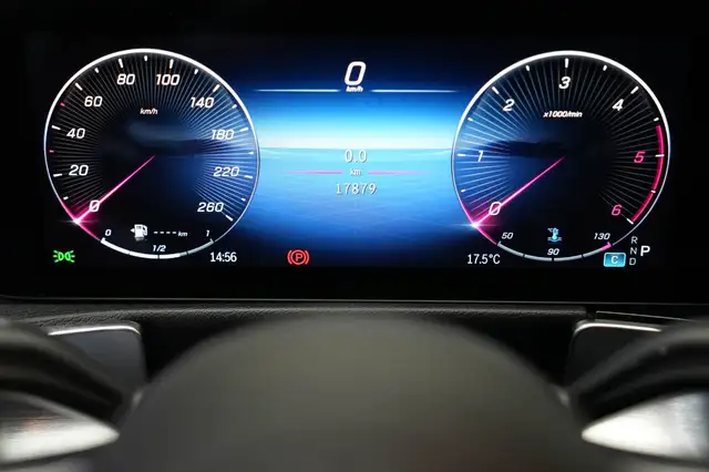 Mercedes-Benz GLB 200 d 4MATIC Österreich-Edition AMG Line Ansicht 5