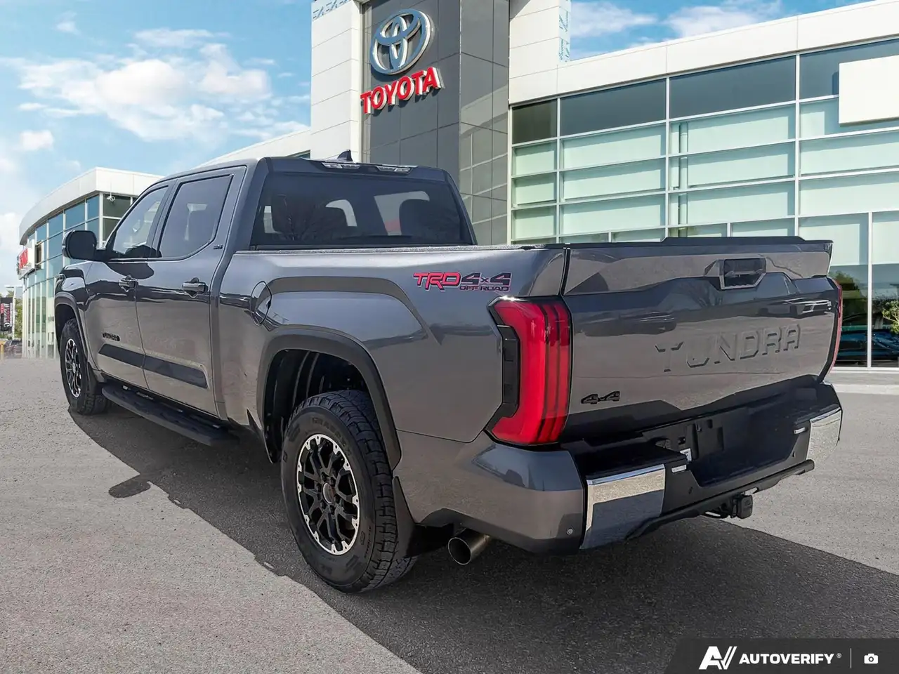 Toyota Tundra photo Toyota Tundra
