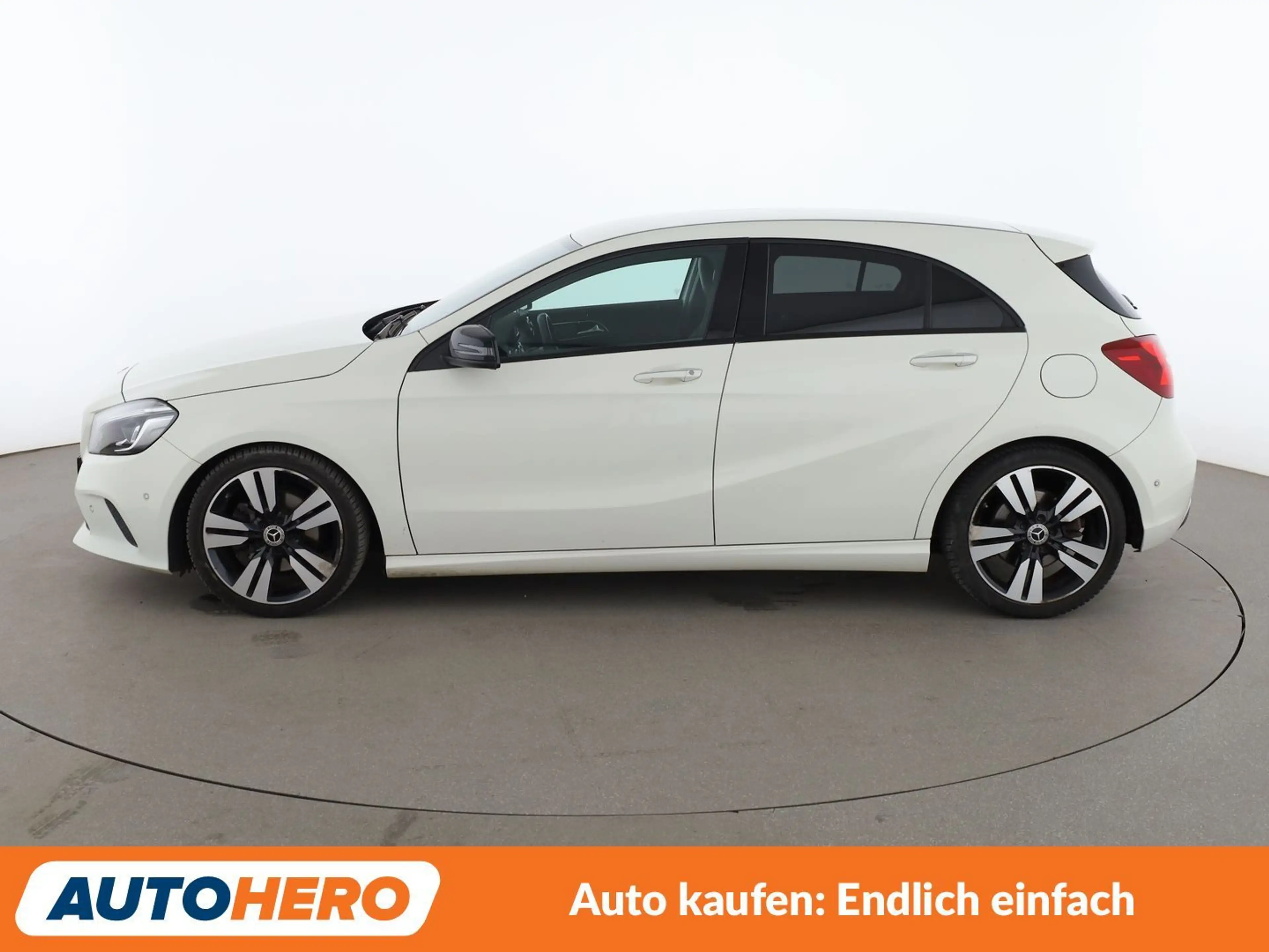 Mercedes-Benz A 220 A 220 4Matic Urban Aut*NAVI*LED*TEMPO*PDC*SHZ* — photo 3