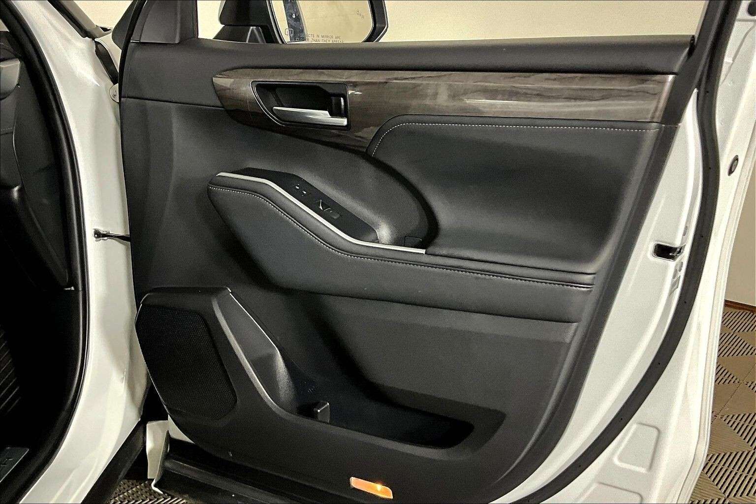 used 2023 Toyota Highlander car, priced at $44,998