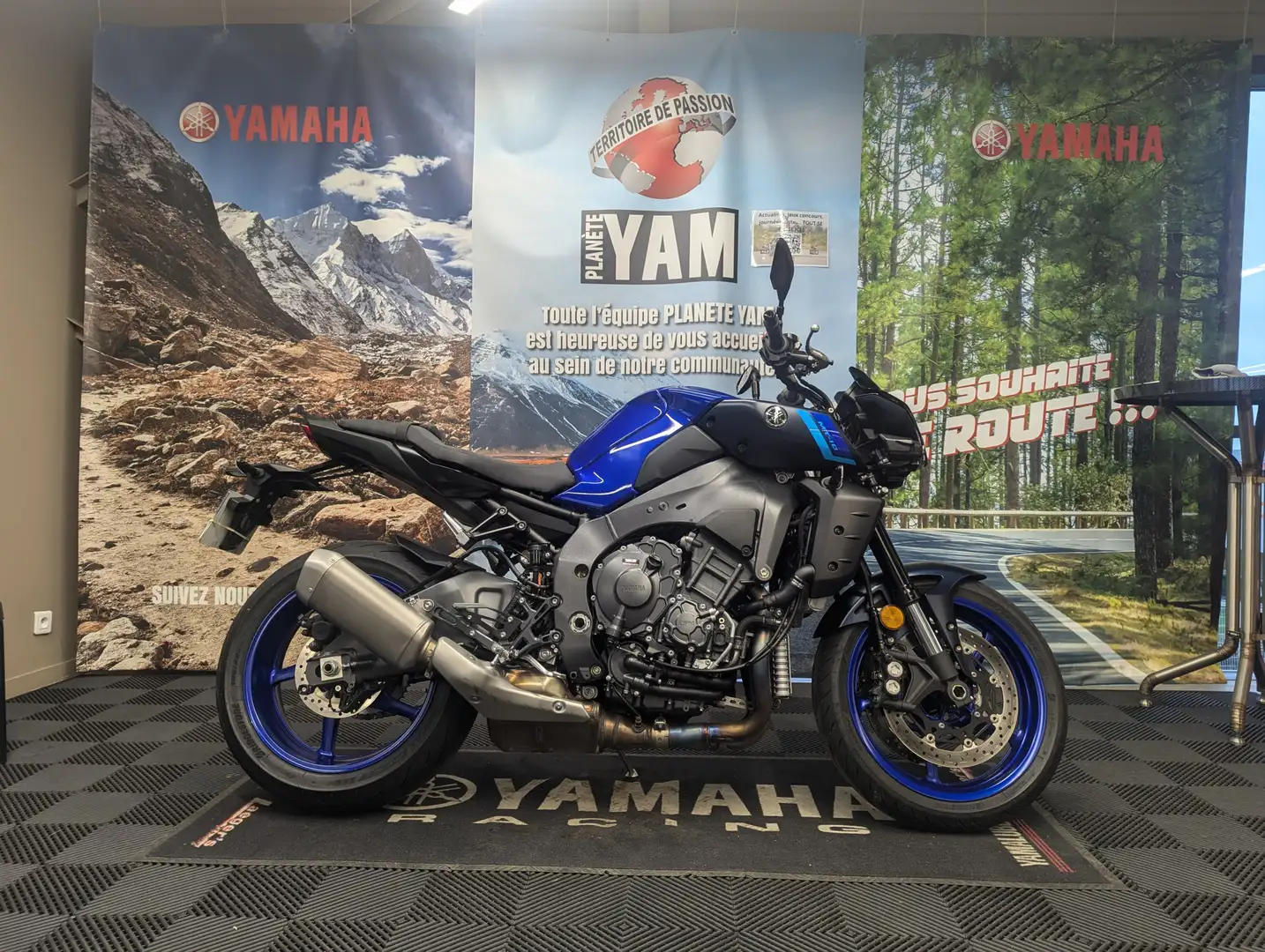 Yamaha MT-10 Niebieski - 1