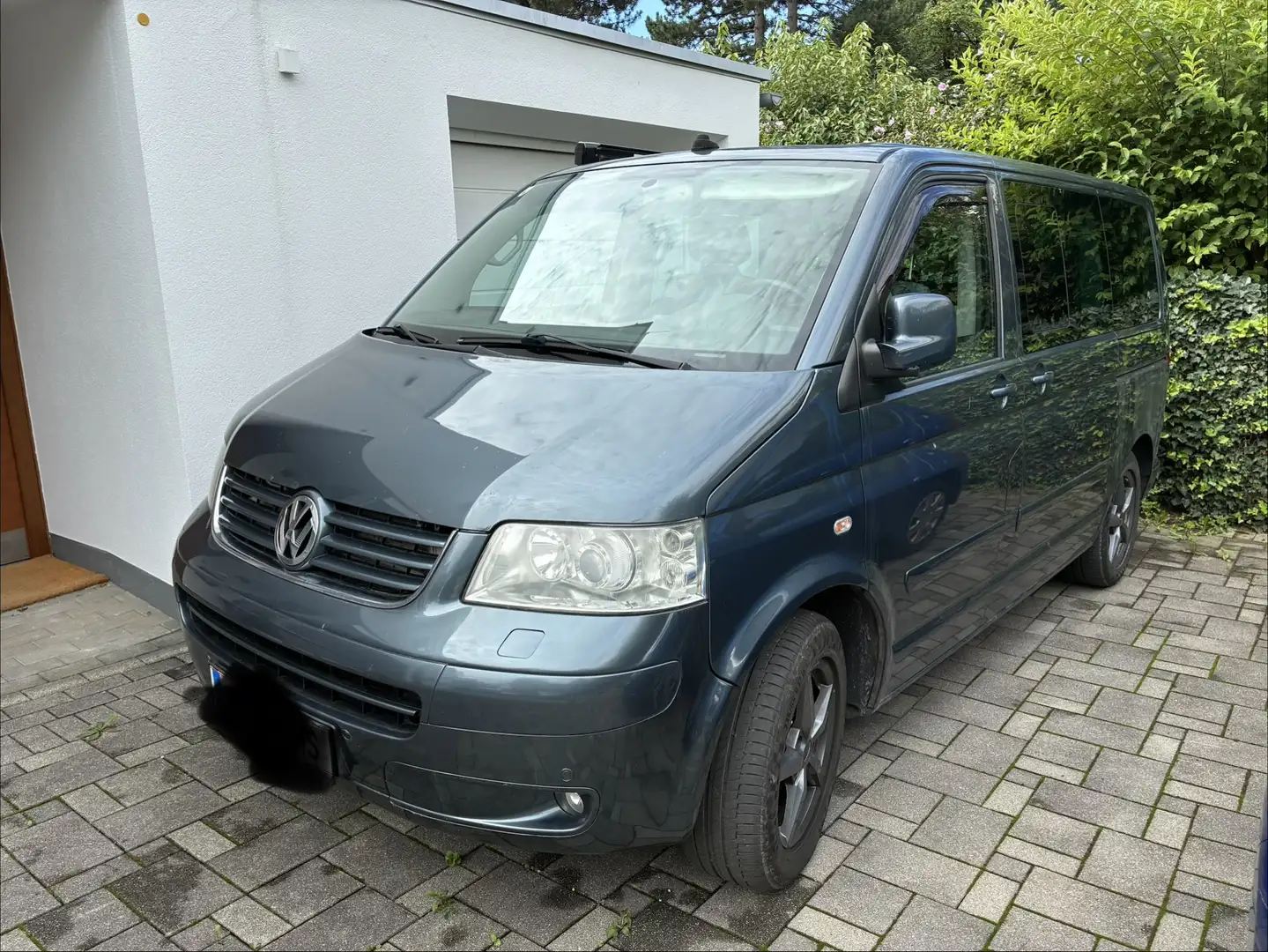Volkswagen T5 Multivan Highline 2,5 TDI 4motion D-PF - 1