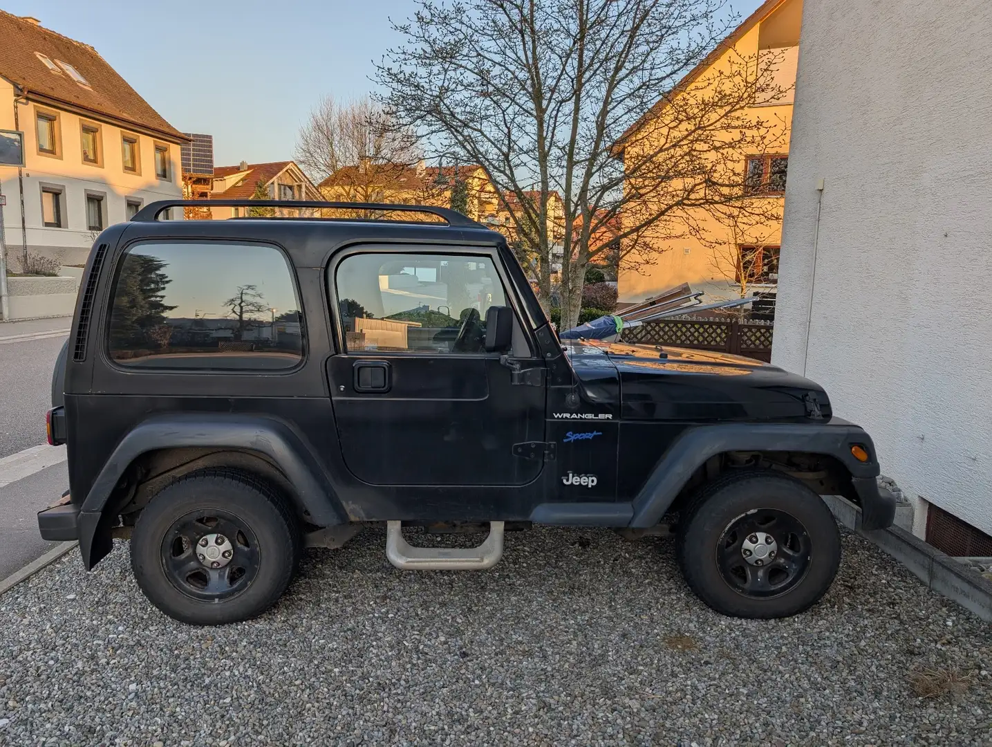 Jeep Wrangler Sport - 2