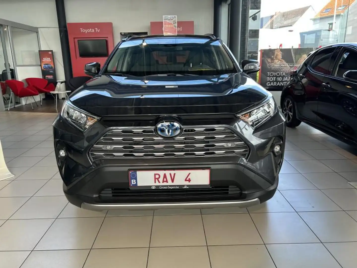 Toyota RAV 4 Dynamic Plus Grau - 2