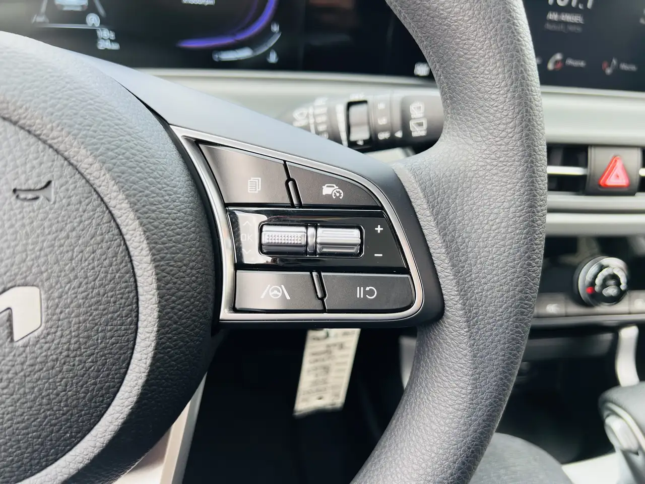 Kia Seltos снимка Kia Seltos
