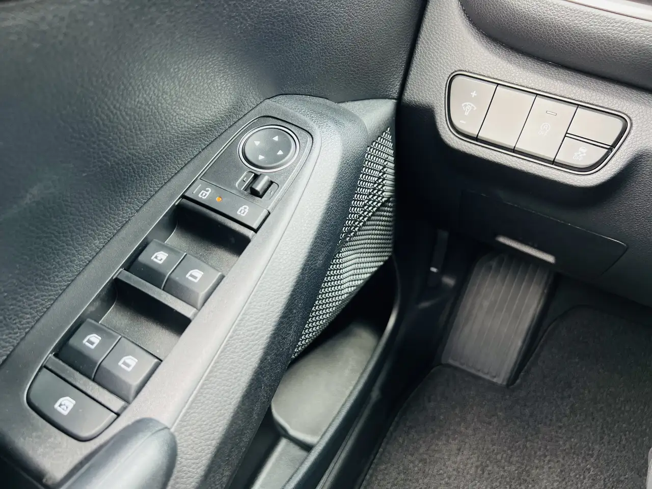 Kia Seltos снимка Kia Seltos