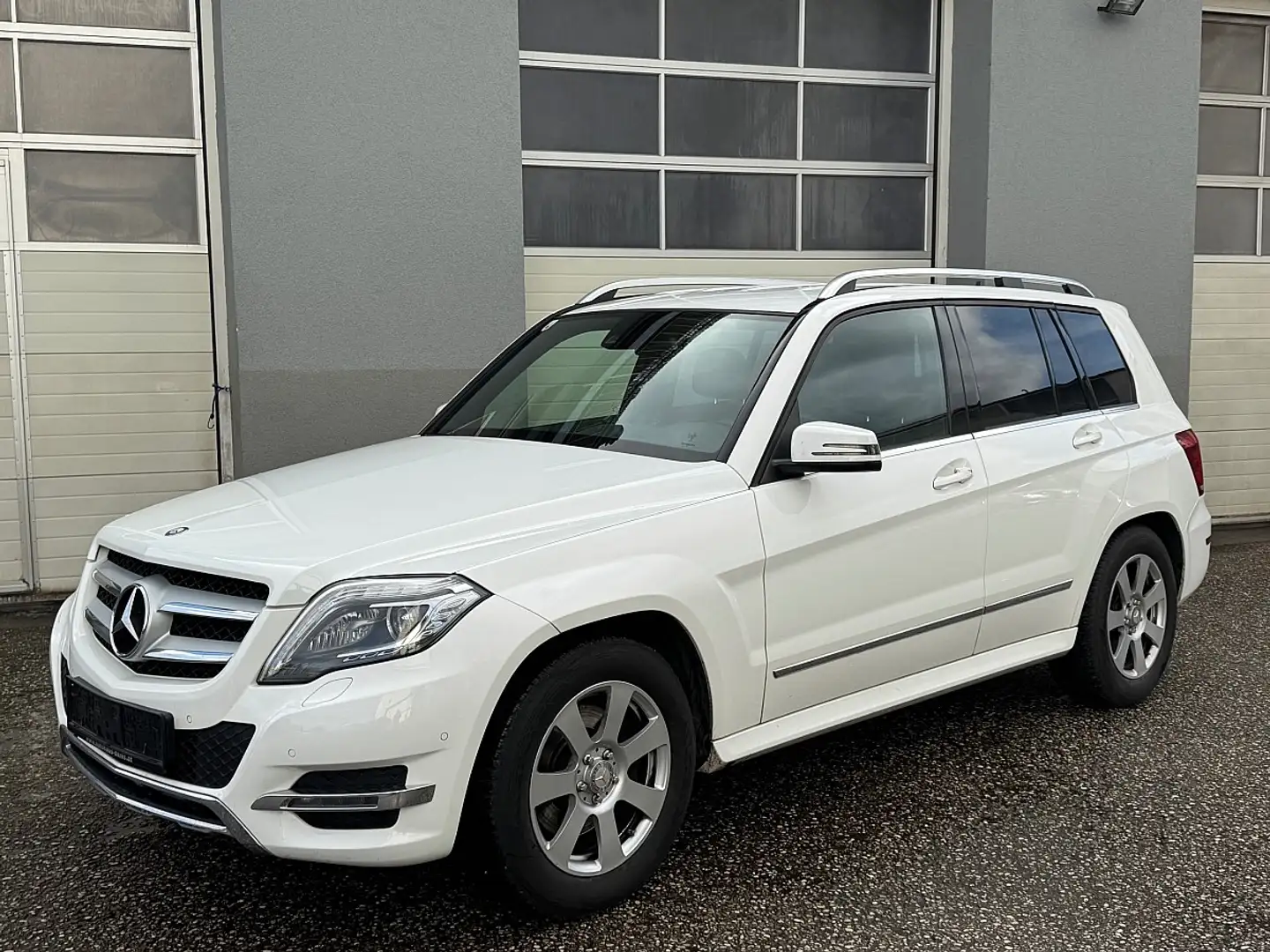 Mercedes-Benz GLK 220 BlueTec 4MATIC A-Edition Plus Aut. Weiß - 1