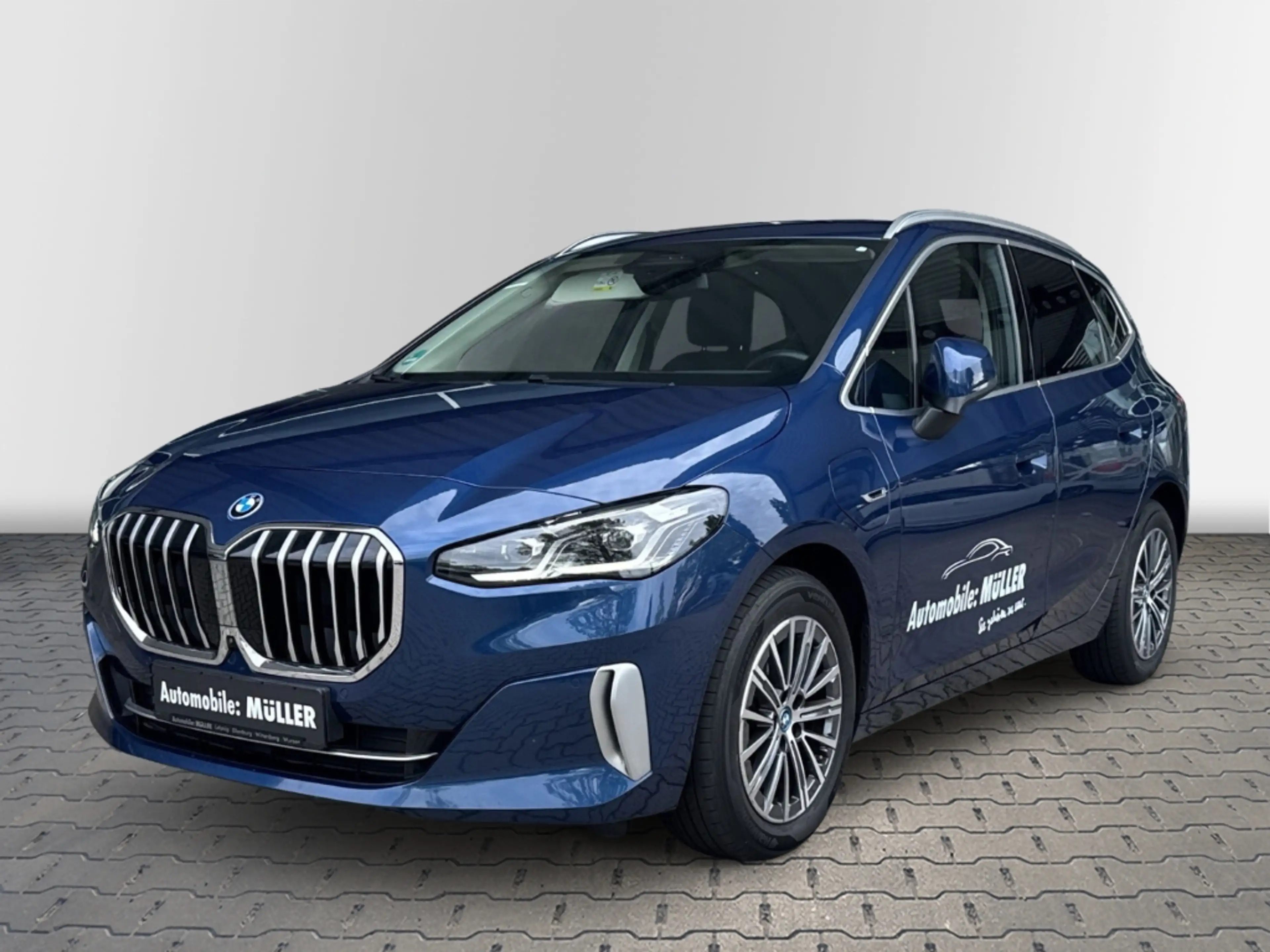 BMW 230 Active Tourer e Luxury+PANORANADACH+HUD+LED+HIFI+D — photo 2