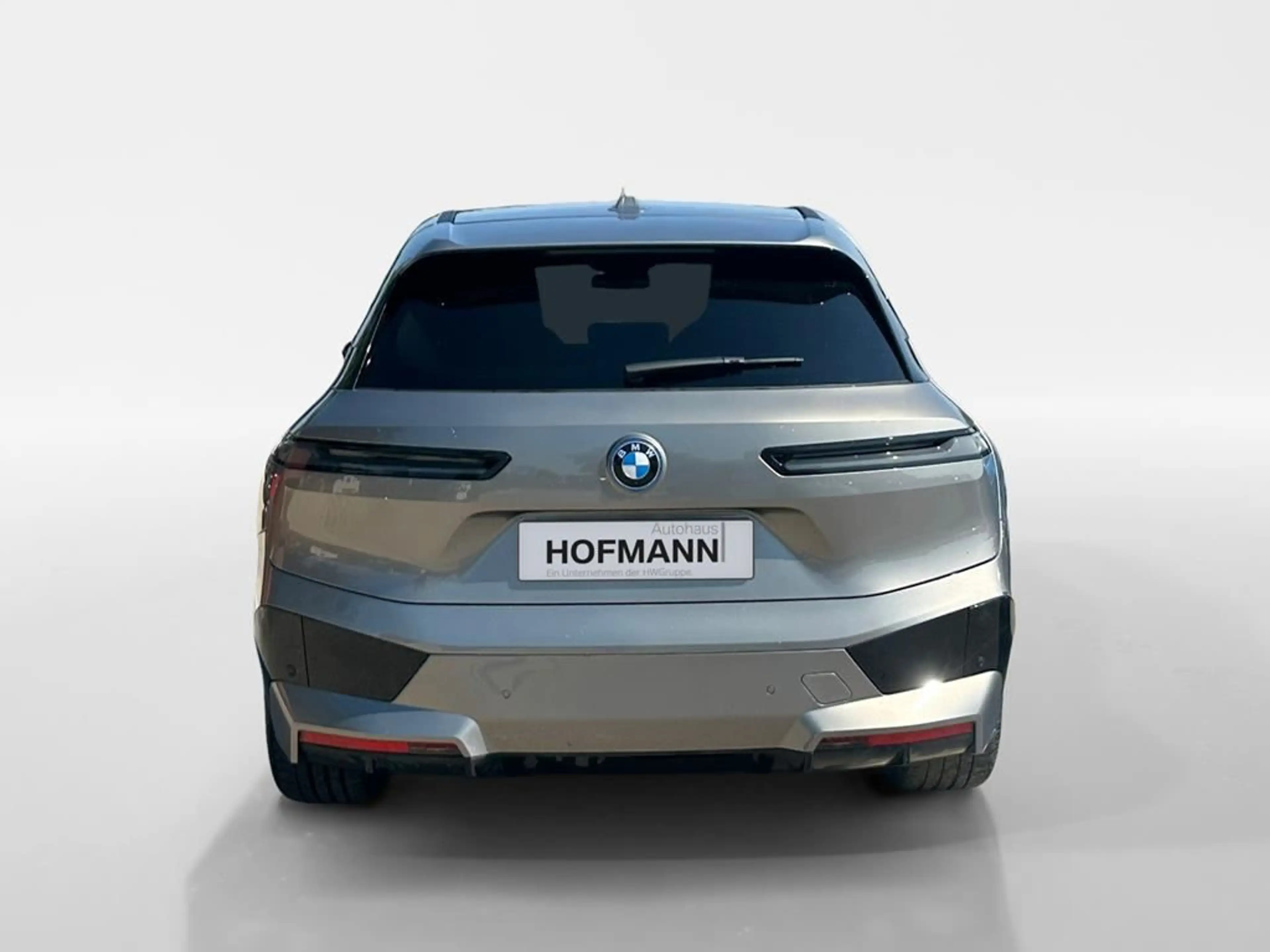 BMW iX Sportpaket — photo 6