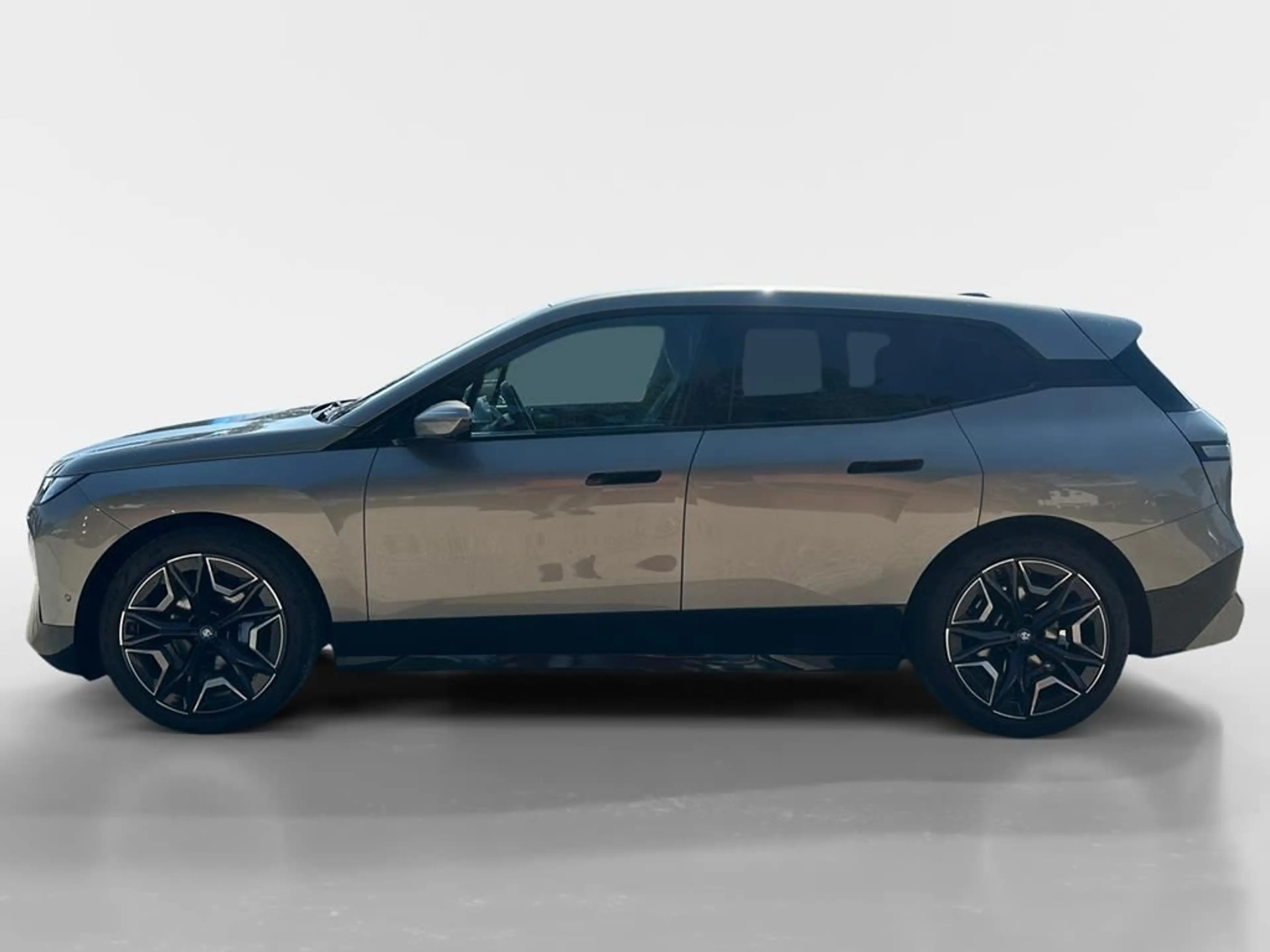 BMW iX Sportpaket — photo 4