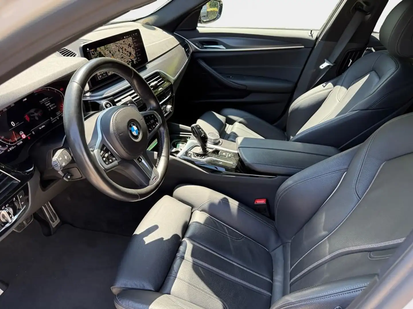 BMW 520 M Sport Weiß - 2