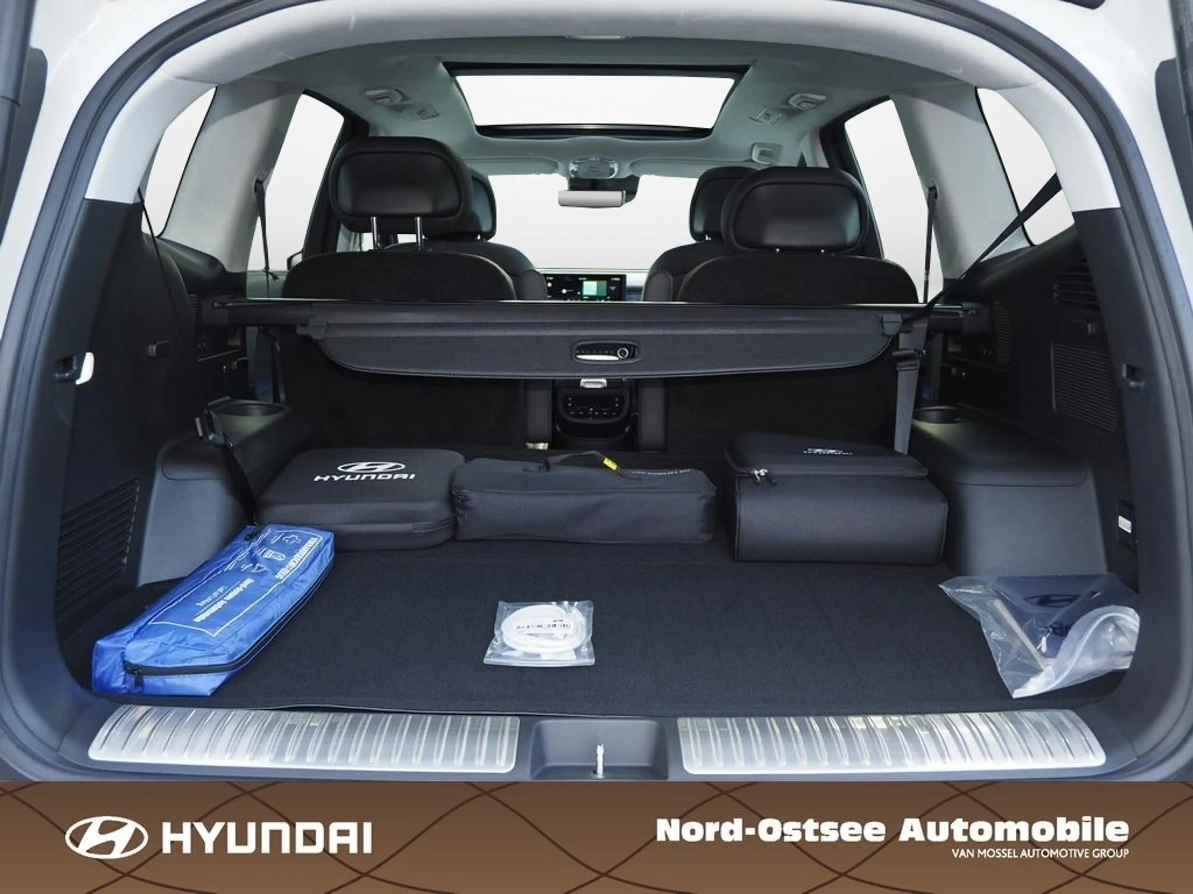 Hyundai IONIQ 9 7-Sitzer UNIQ Pano-Glas-Schiebedach — photo 10