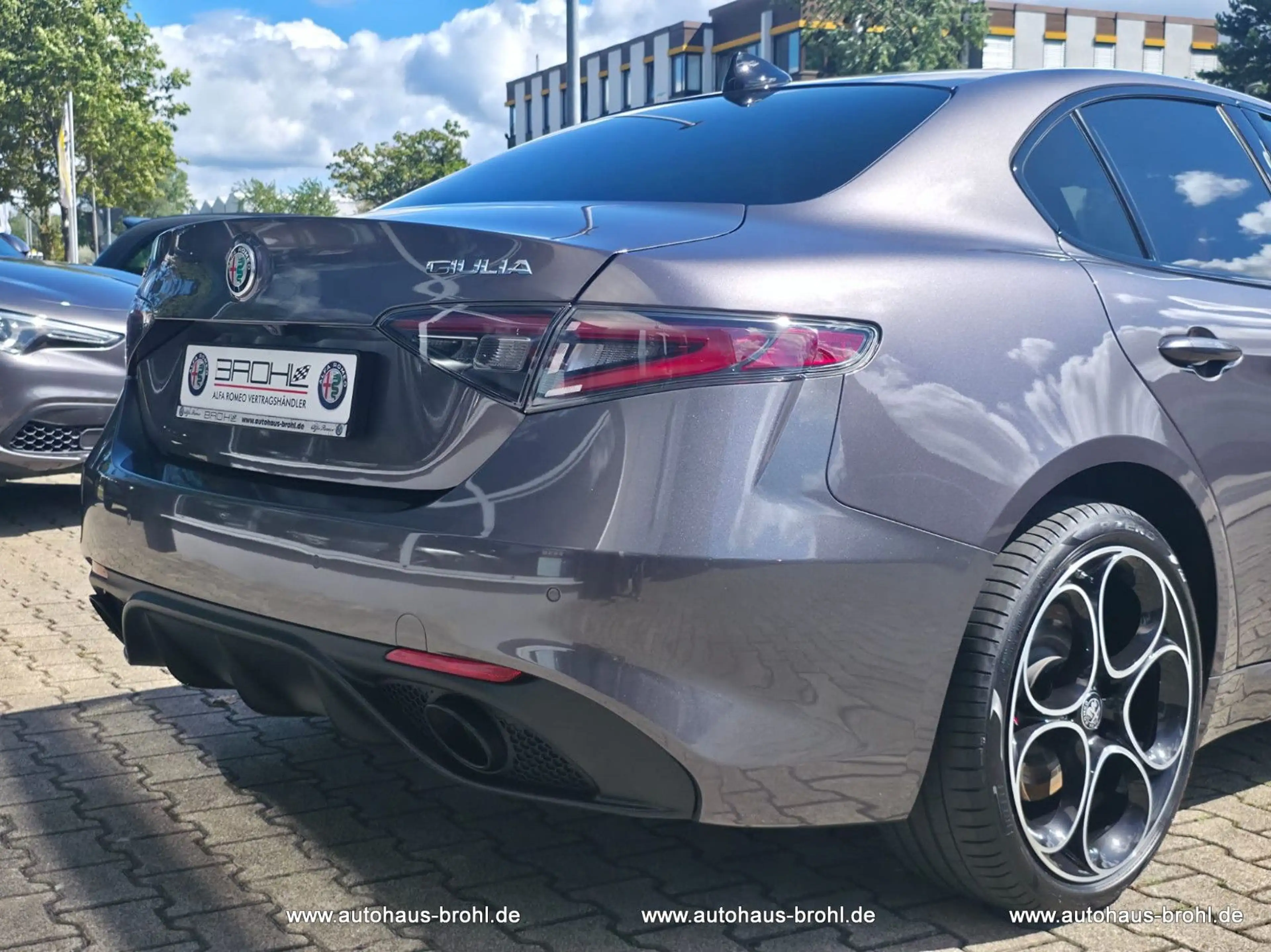 Alfa Romeo Giulia Veloce 280PS — photo 12