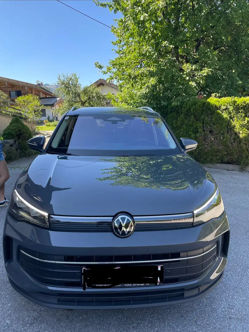 Volkswagen Tiguan Tiguan 2.0 TDI SCR Friends DSG Friends Grau - 2