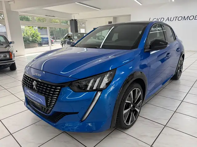 Peugeot 208 view 5