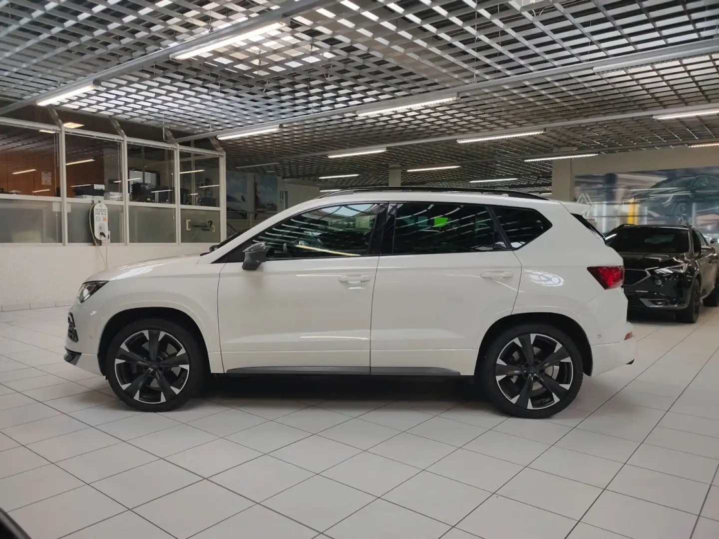 CUPRA Ateca VZ 4Drive Klima Navi Rückfahrkamera Weiß - 2