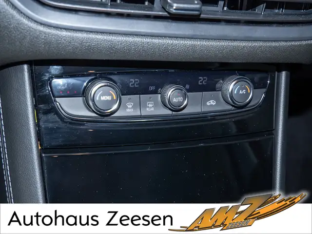 Opel Grandland view 13