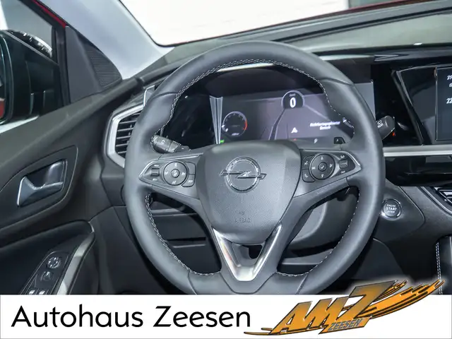 Opel Grandland view 7