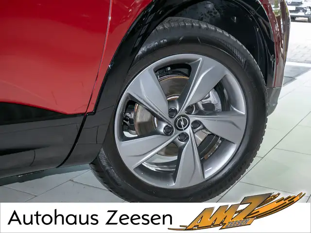 Opel Grandland view 5