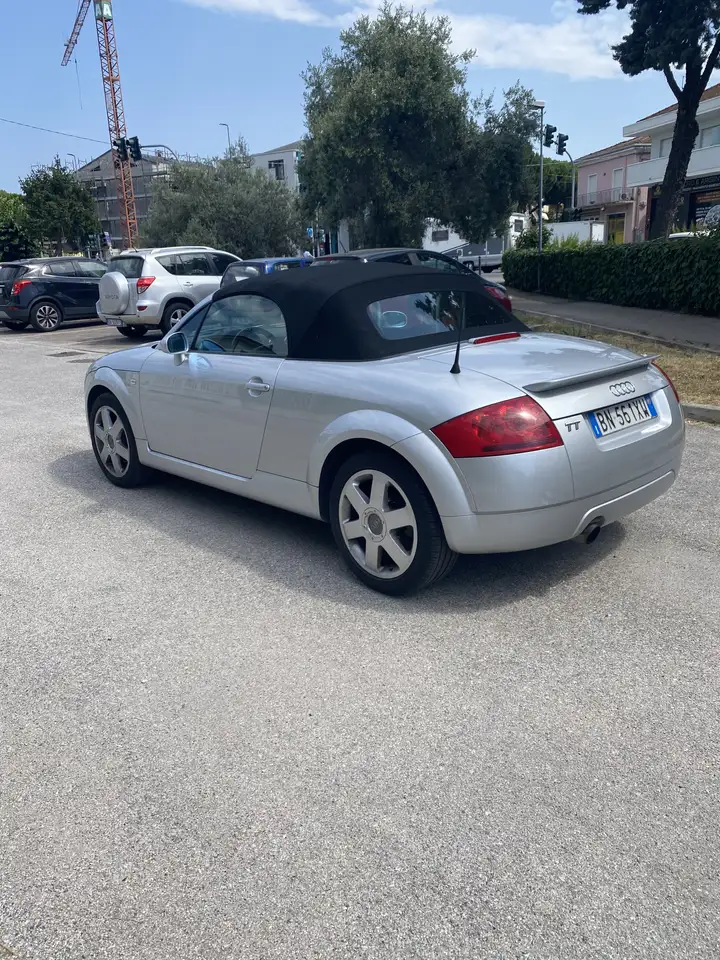 Audi TT Roadster 1.8t, foto 9