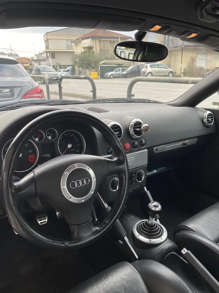 Audi TT Roadster 1.8t, foto 3