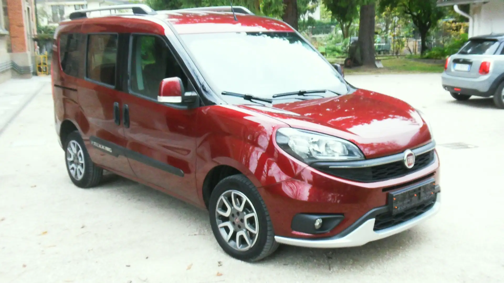 Fiat Doblo Doblo 1.6 mjt 16v Trekking 120cv my18 Rosso - 1