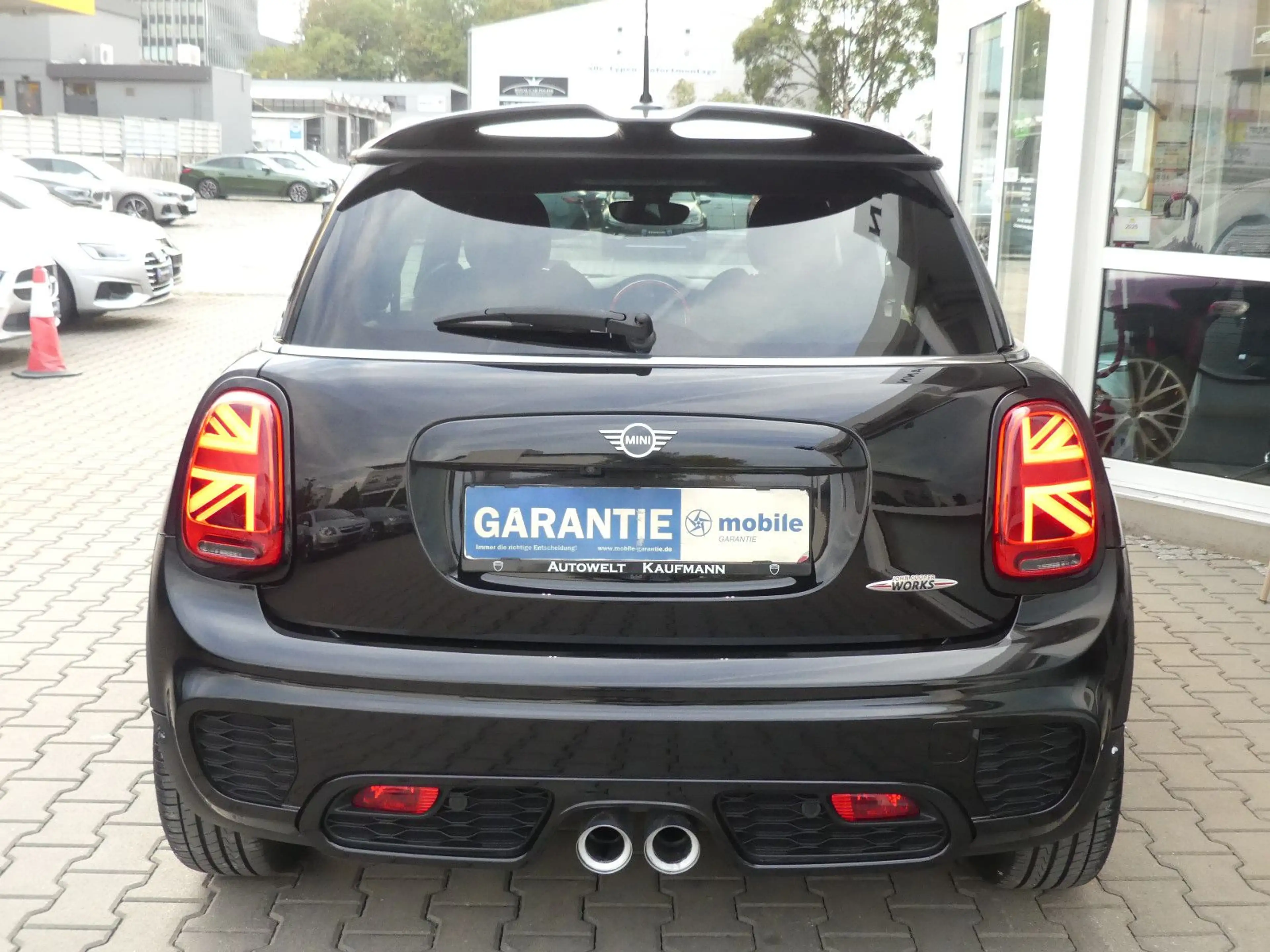 MINI John Cooper Works LED ACC HUD Pano Kam. Leder HK — photo 6