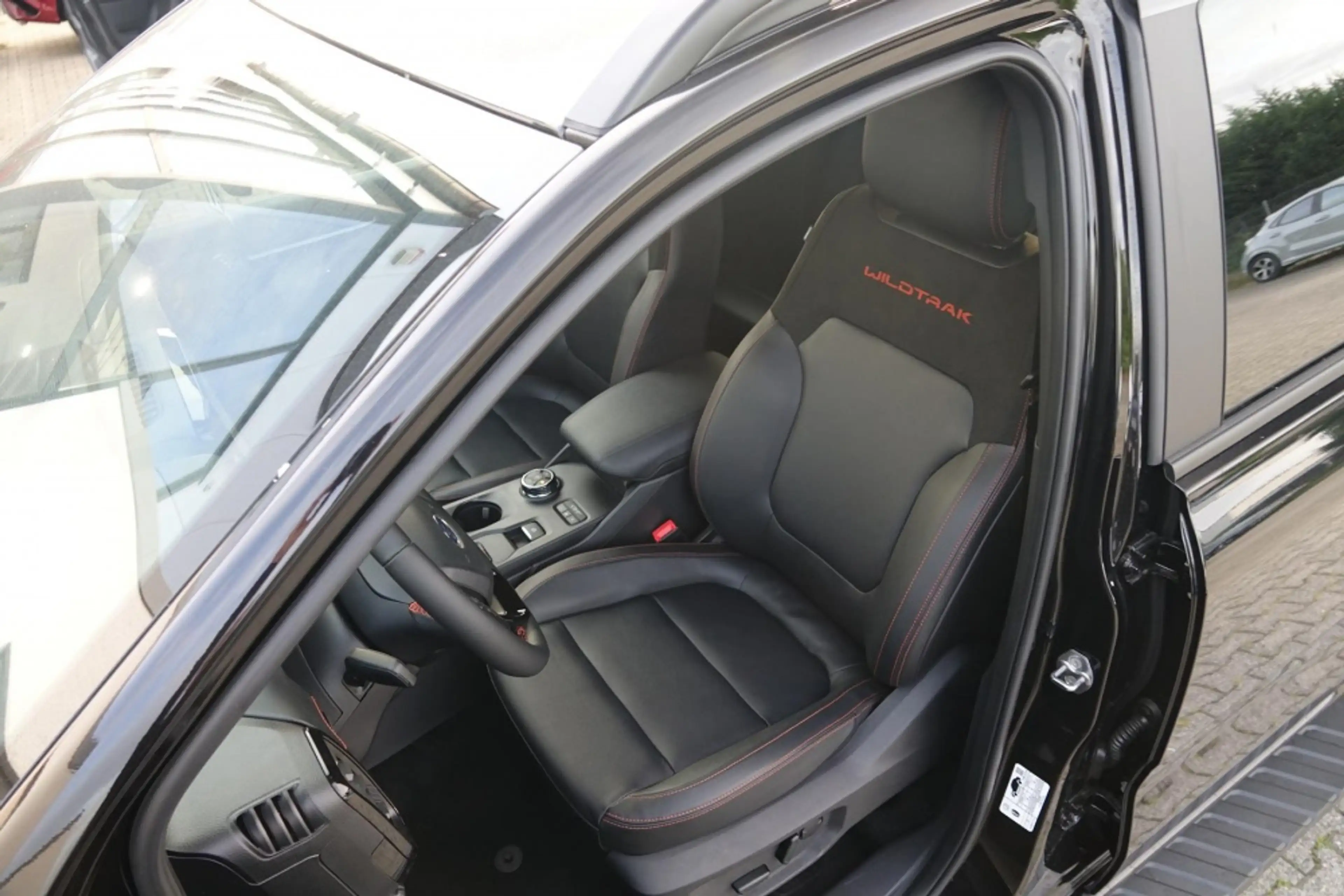 Ford Ranger Wildtrak DoKa V6 240PS B&O/360/AHK/eRollo — photo 10