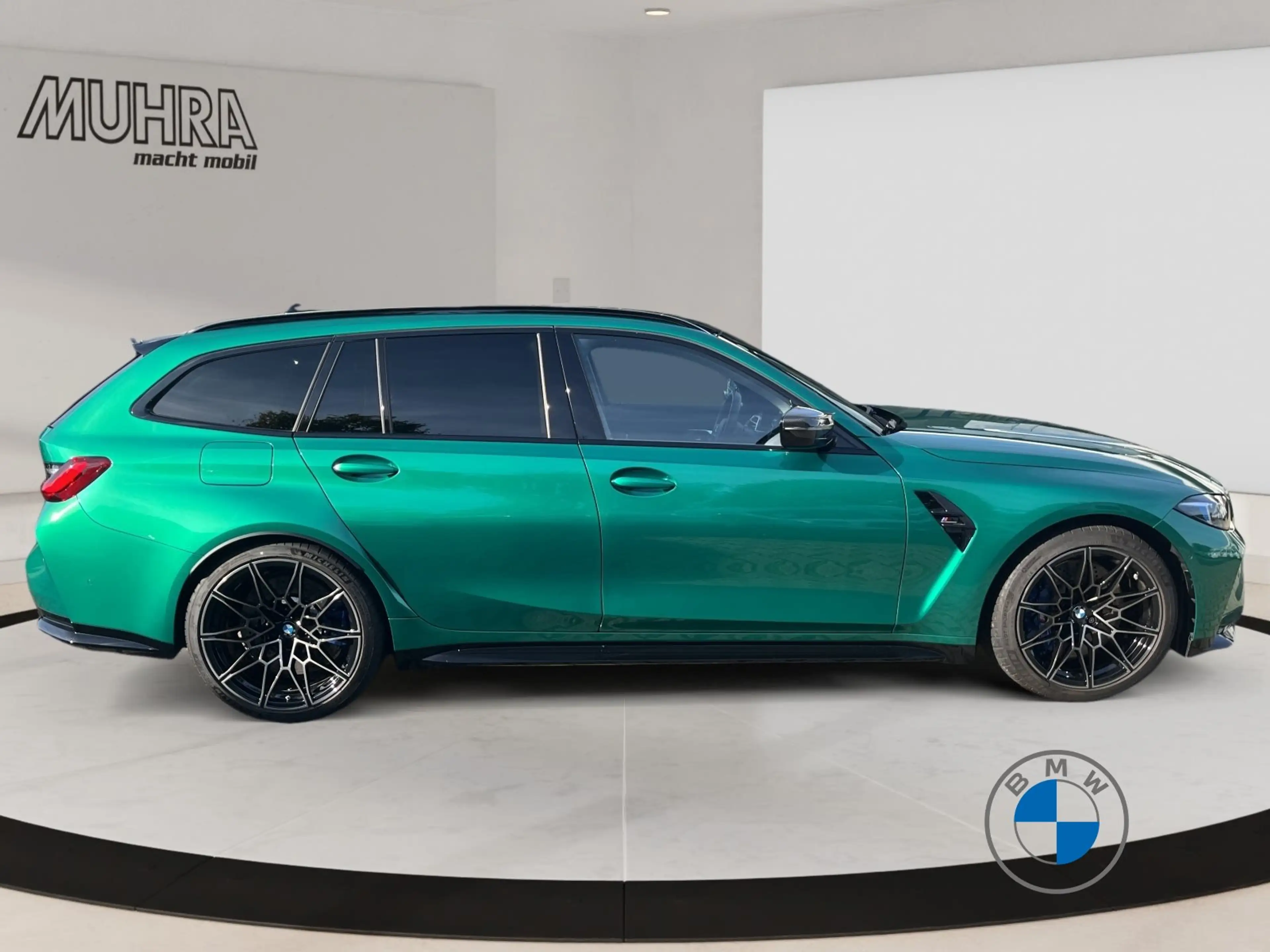 BMW M3 Touring xDrive Competition Carbon Ext. HUD — photo 6