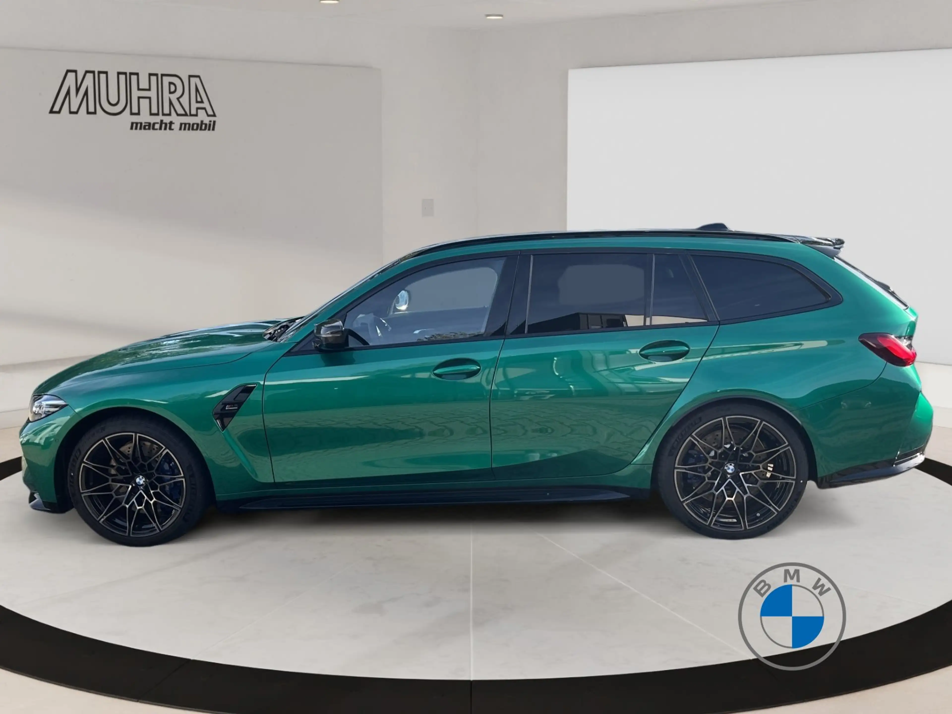 BMW M3 Touring xDrive Competition Carbon Ext. HUD — photo 3
